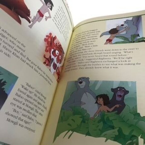 The Walt Disney Treasure Chest Oversized Picture Book Set - Picture 8 of 11